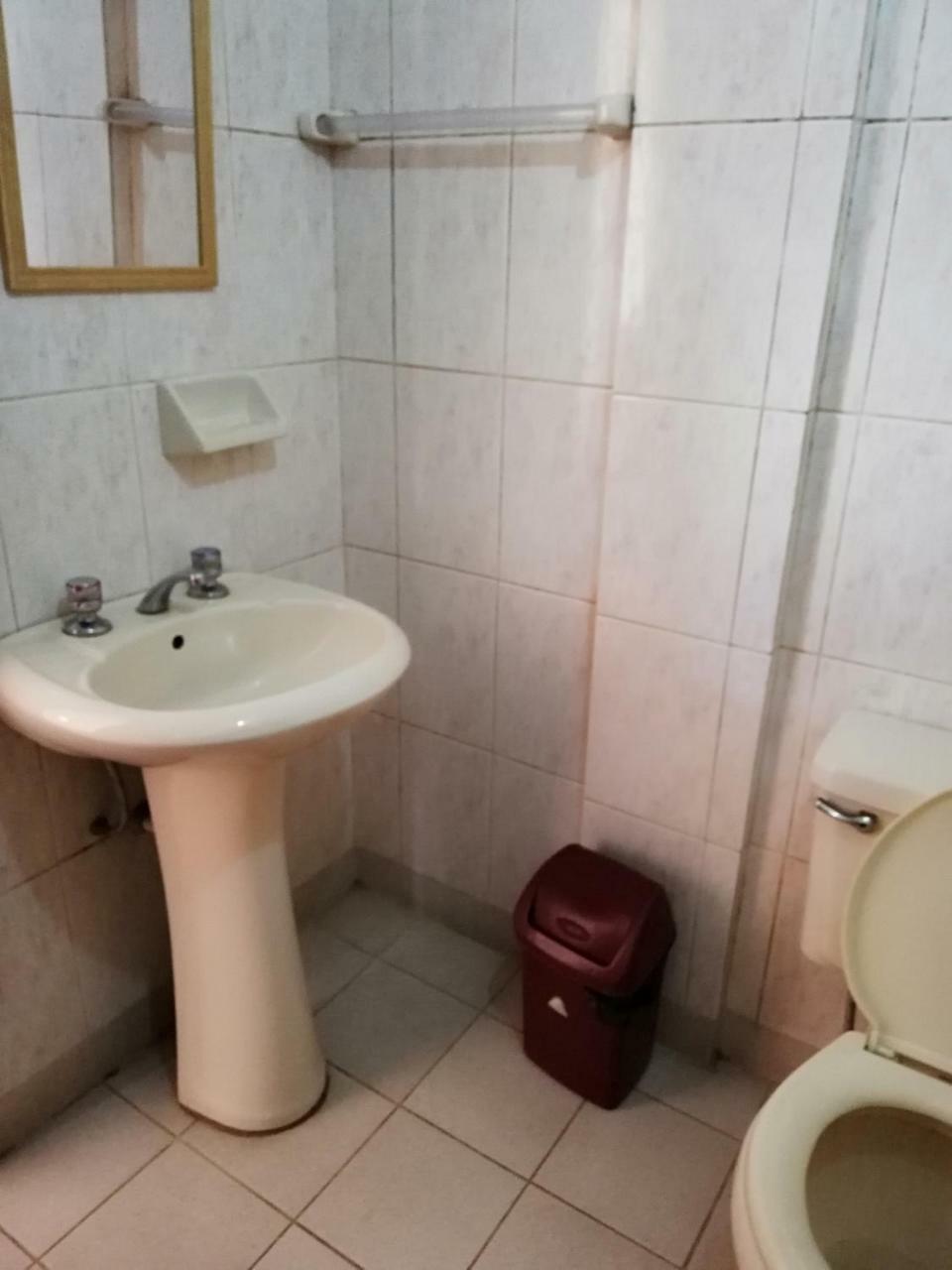 Hotel Las Kantutas 科帕卡巴纳 外观 照片