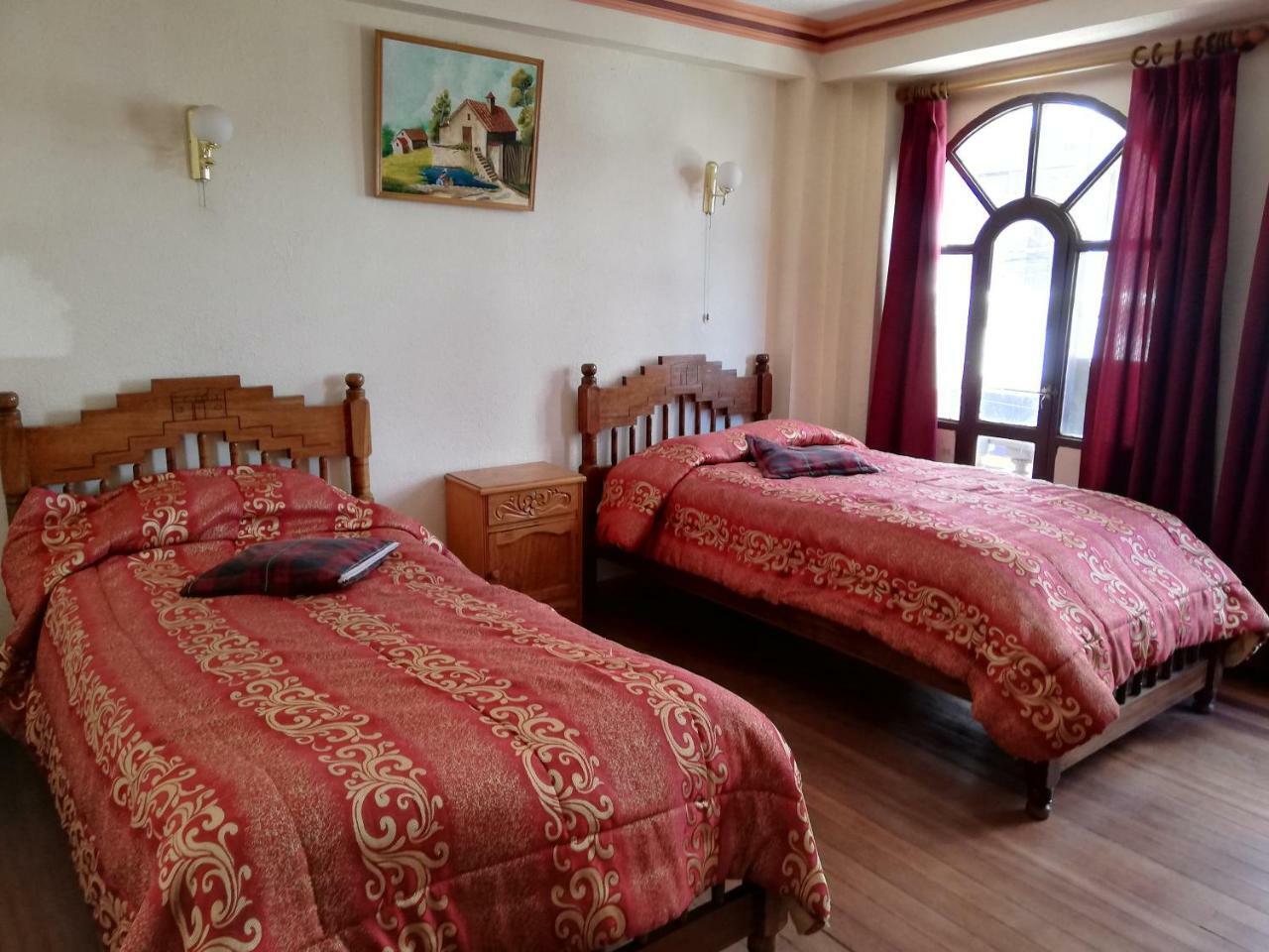 Hotel Las Kantutas 科帕卡巴纳 外观 照片